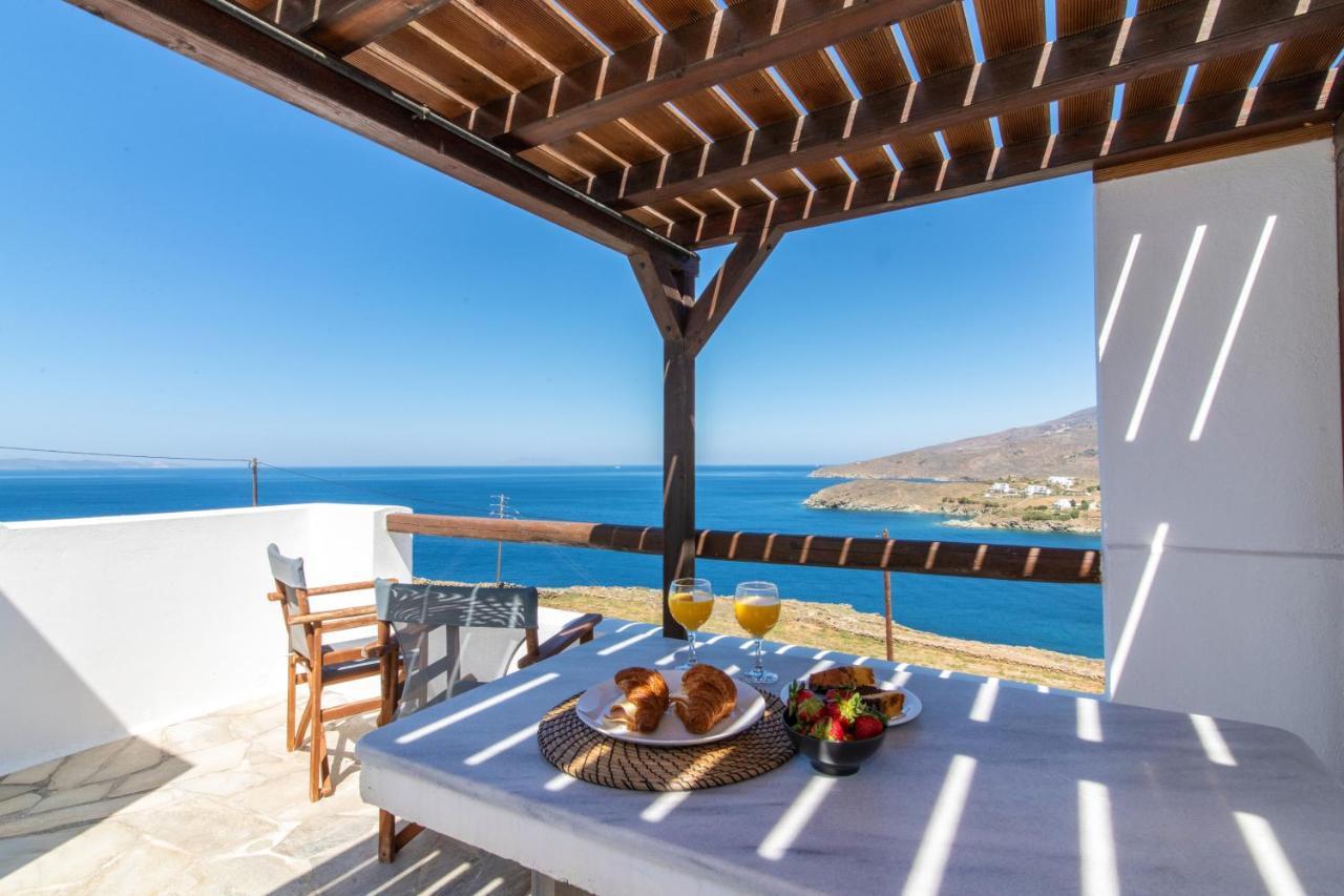 Sail Inn Agios Romanos Buitenkant foto