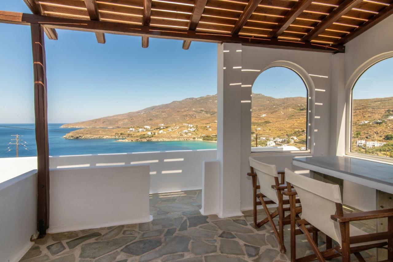 Sail Inn Agios Romanos Buitenkant foto