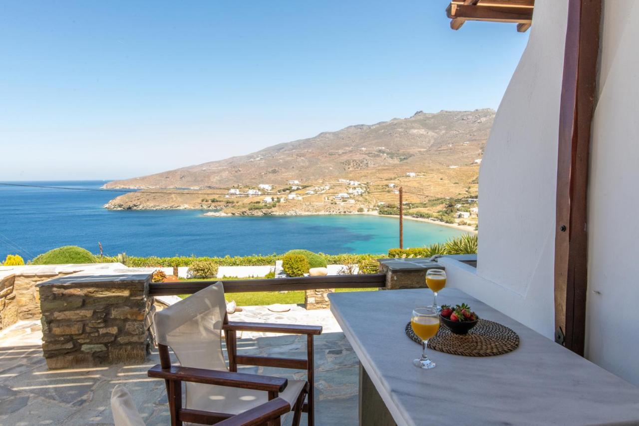 Sail Inn Agios Romanos Buitenkant foto