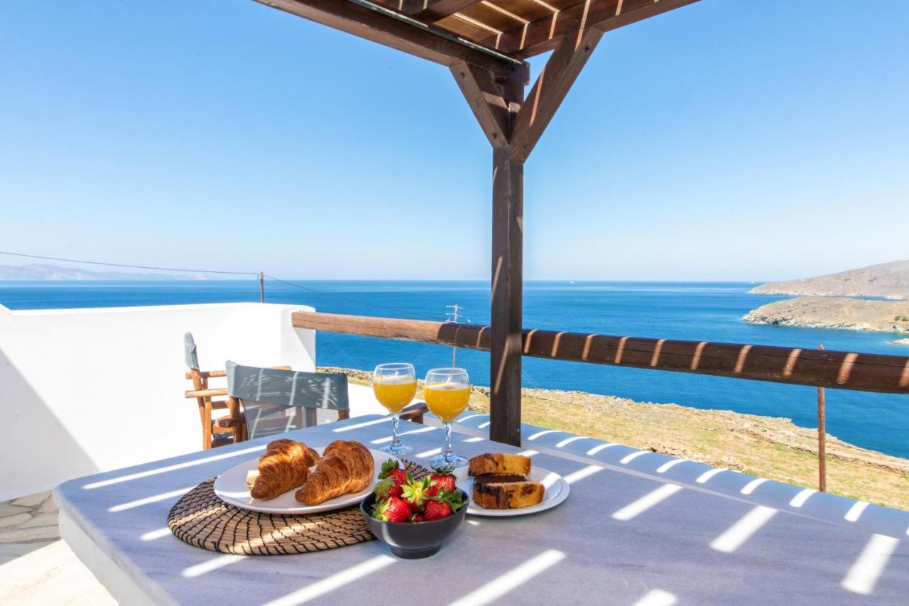 Sail Inn Agios Romanos Buitenkant foto