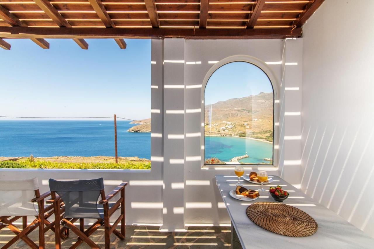 Sail Inn Agios Romanos Buitenkant foto