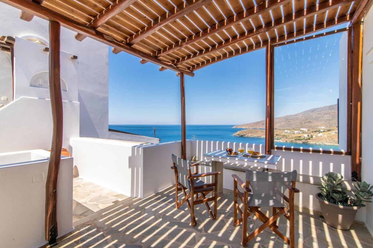 Sail Inn Agios Romanos Buitenkant foto