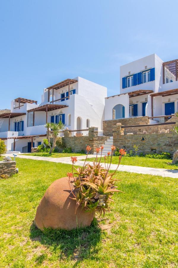 Sail Inn Agios Romanos Buitenkant foto