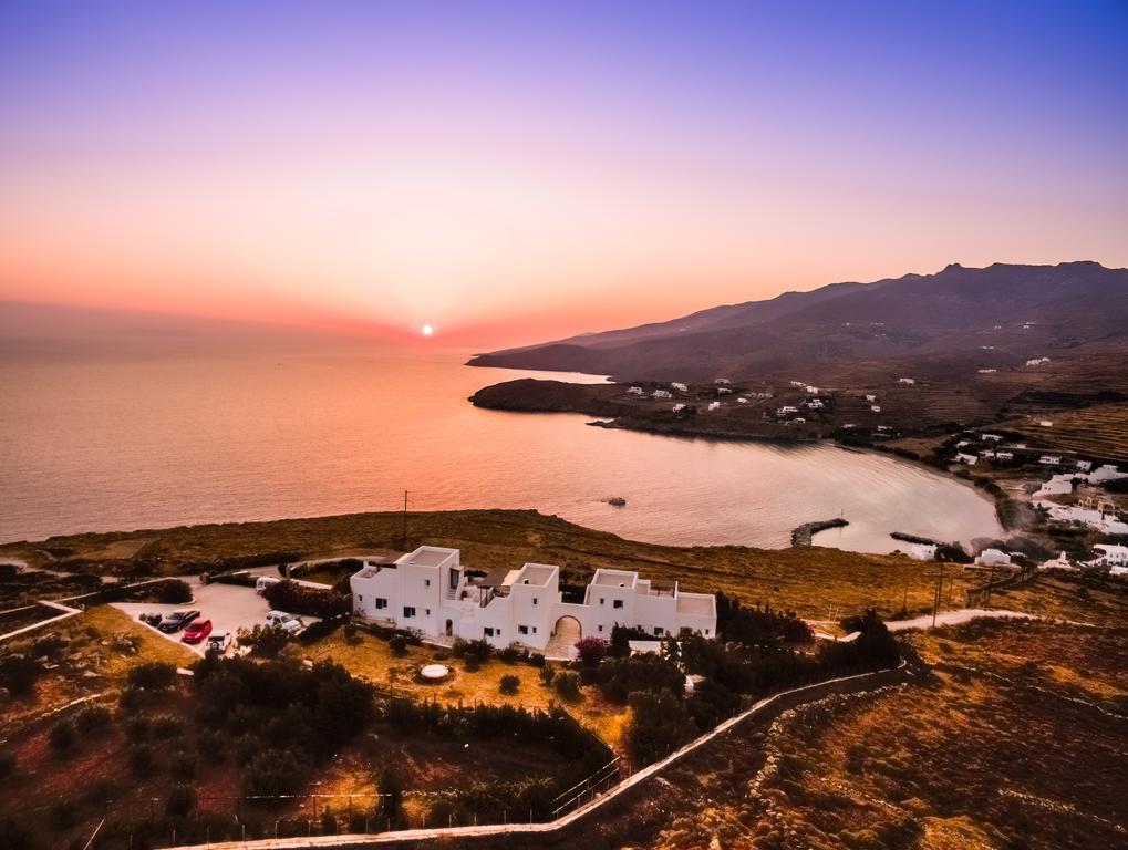Sail Inn Agios Romanos Buitenkant foto